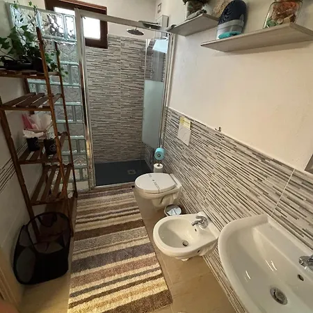 Affittacamere La Casa Del Sole 4*